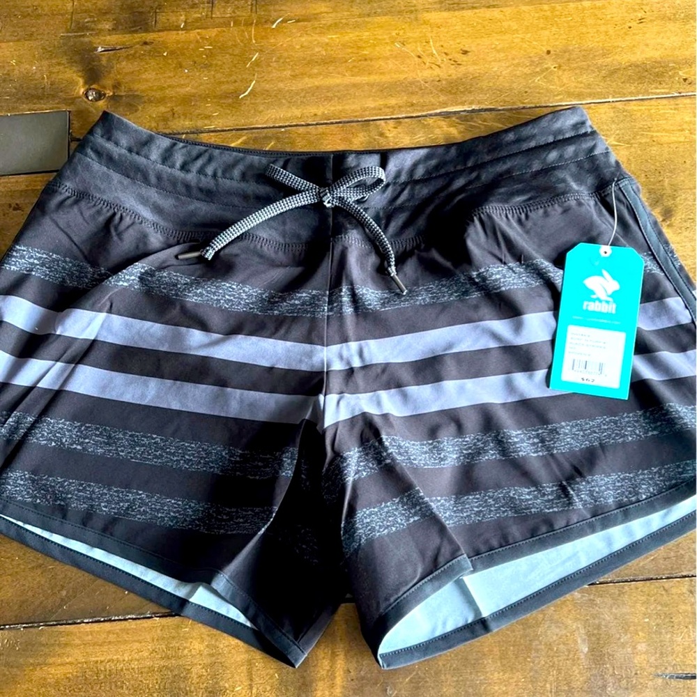 Rabbit runinrabbit 4” running short medium NWT